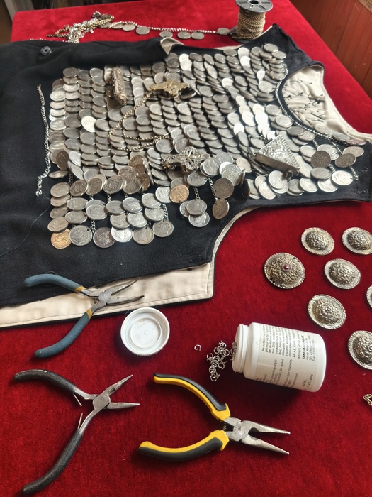 Γιλέκο με ασημικά Φωτογραφία 6